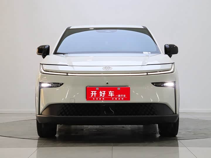 Фото 2 - Toyota bZ3X