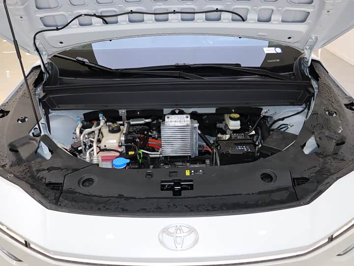 Фото 7 - Toyota bZ3X