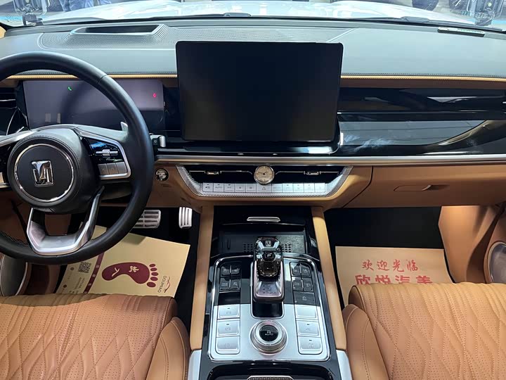 Фото 8 - Tank 500 Hybrid