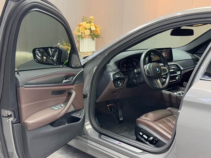 Фото 4 - BMW 5 Series