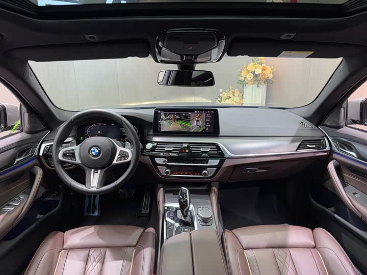 Фото 6 - BMW 5 Series