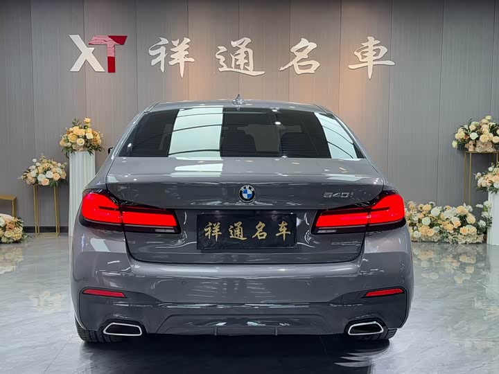 Фото 9 - BMW 5 Series