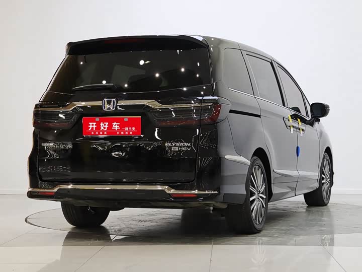 Фото 4 - Honda Elysion