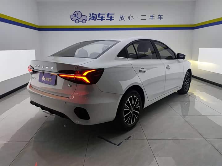 Фото 3 - Roewe i5