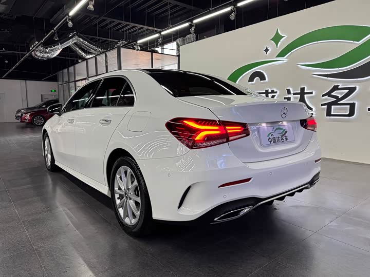 Фото 4 - Mercedes-Benz A-Class