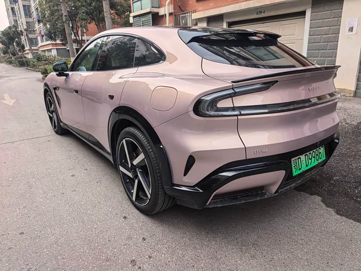 Фото 7 - Xiaomi YU7