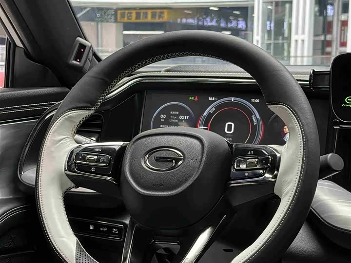 Фото 8 - GAC Trumpchi GS8