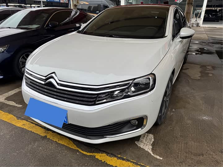 Фото 1 - Citroen C6