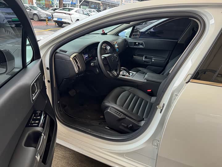 Фото 4 - Citroen C6