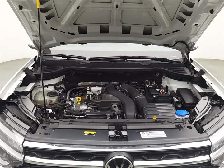 Фото 6 - Volkswagen Tharu