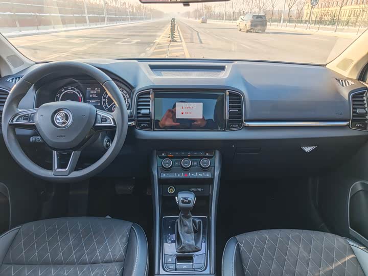Фото 8 - Skoda Karoq