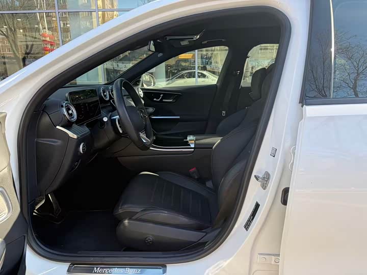 Фото 7 - Mercedes-Benz C-Class