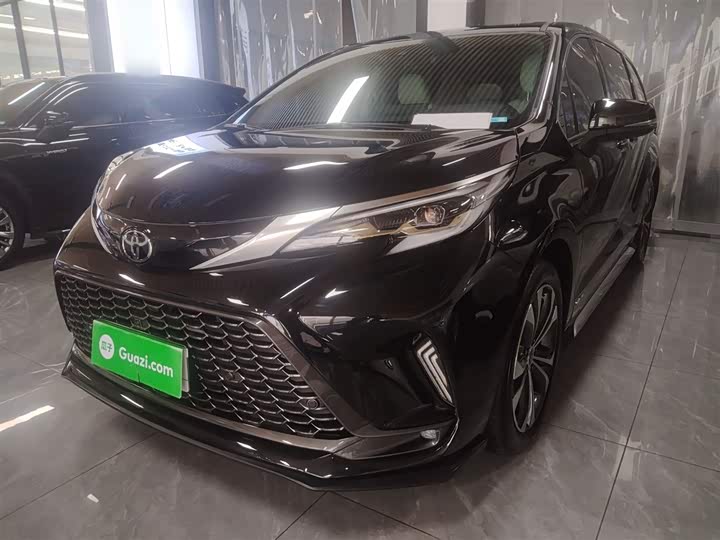 Фото 2 - Toyota Granvia