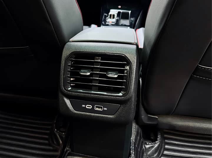 Фото 7 - Volkswagen Lamando L