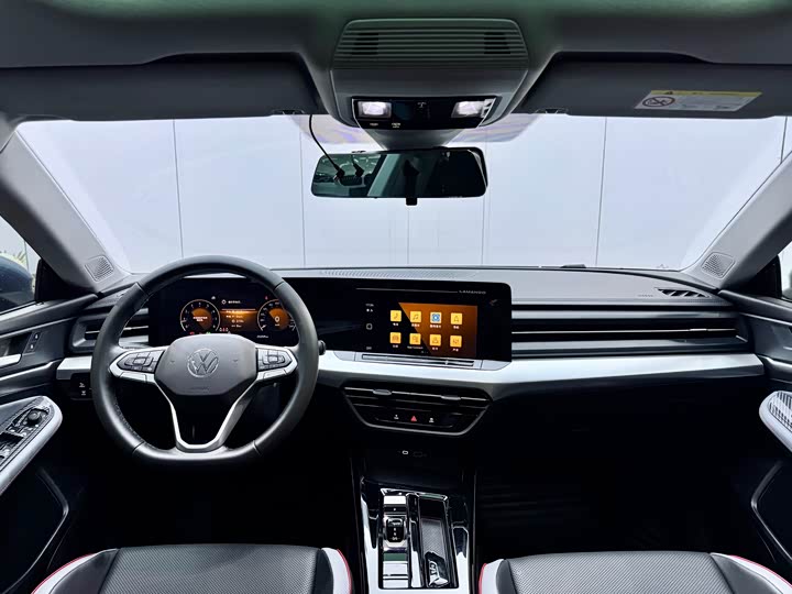 Фото 8 - Volkswagen Lamando L