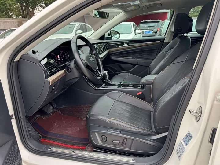 Фото 4 - Volkswagen Passat