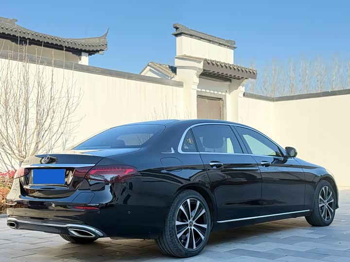 Фото 6 - Mercedes-Benz E-Class Hybrid