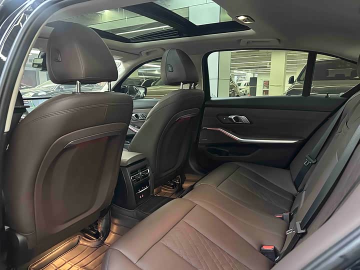 Фото 5 - BMW 3 Series