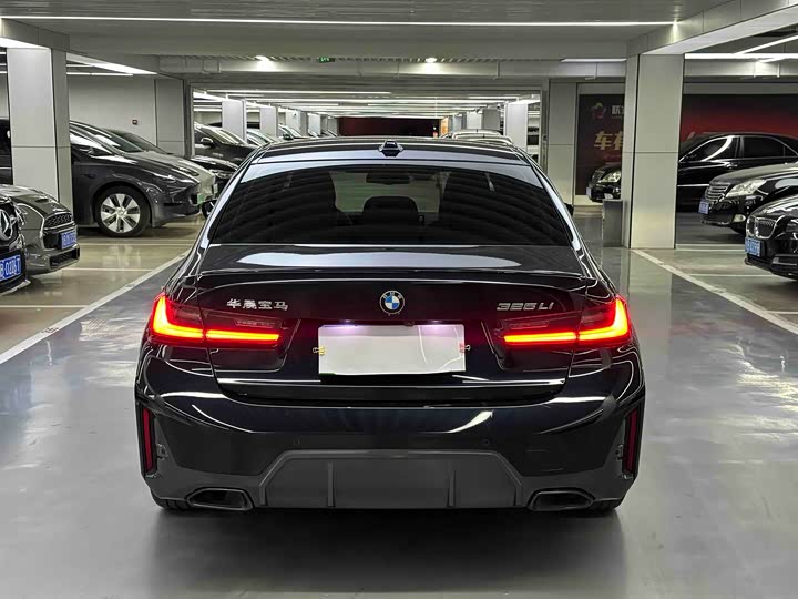 Фото 9 - BMW 3 Series