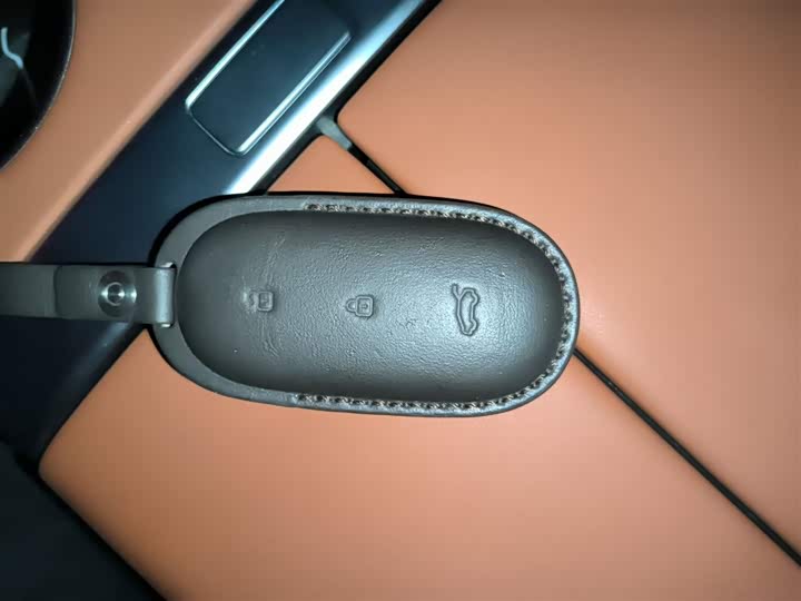 Фото 9 - LiXiang L7