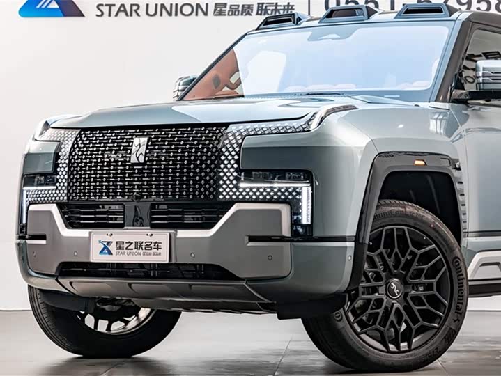 Фото 1 - BYD Yangwang U8