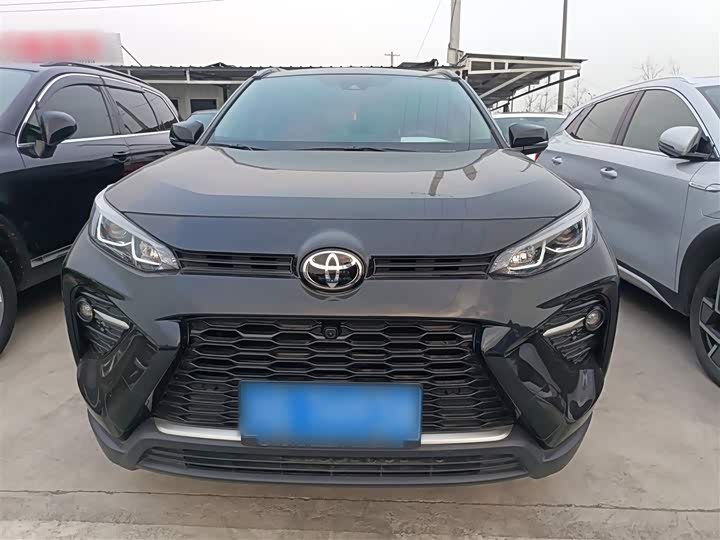 Фото 3 - Toyota Wildlander