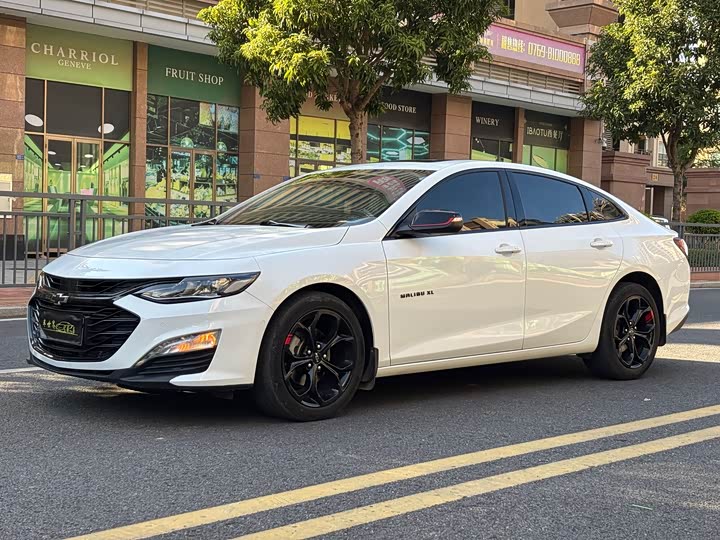 Фото 1 - Chevrolet Malibu XL