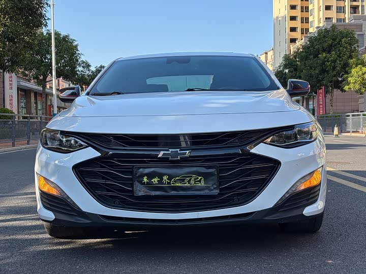 Фото 2 - Chevrolet Malibu XL