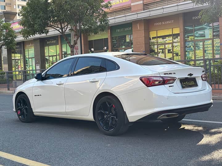 Фото 8 - Chevrolet Malibu XL