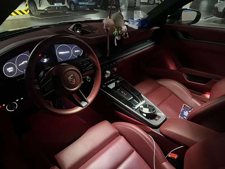 Фото 3 - Porsche 911