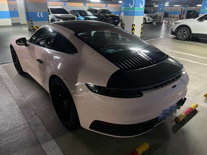 Фото 5 - Porsche 911