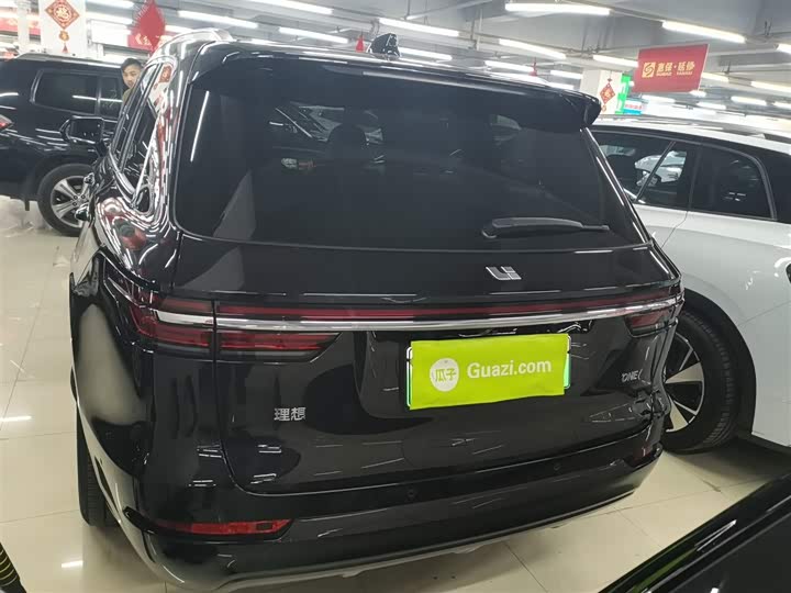 Фото 6 - LiXiang One