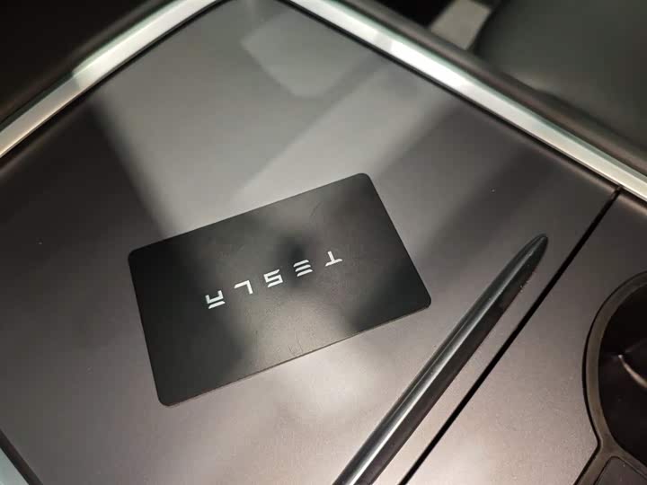 Фото 9 - Tesla Model Y