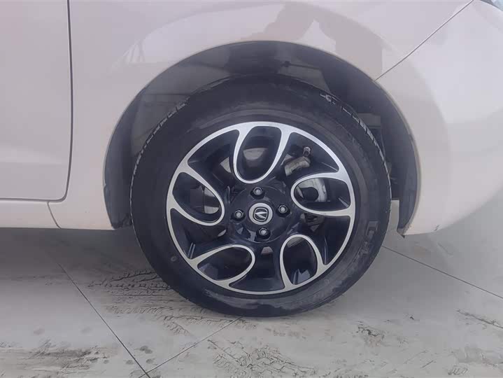 Фото 6 - Changan BenBen E-Star