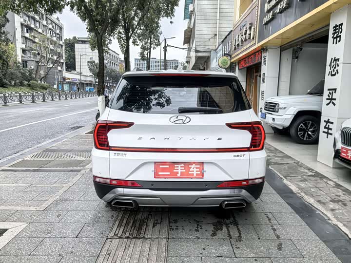 Фото 6 - Hyundai Santa Fe