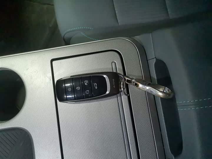 Фото 9 - GAC Aion Y