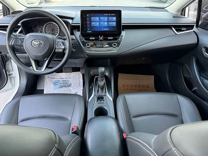 Фото 6 - Toyota Corolla