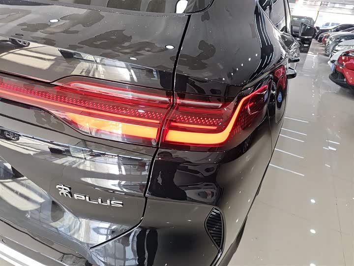 Фото 8 - BYD Song Plus Hybrid/EV