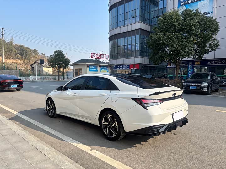 Фото 7 - Hyundai Elantra N line