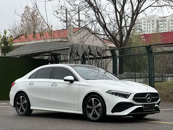 Фото 3 - Mercedes-Benz A-Class