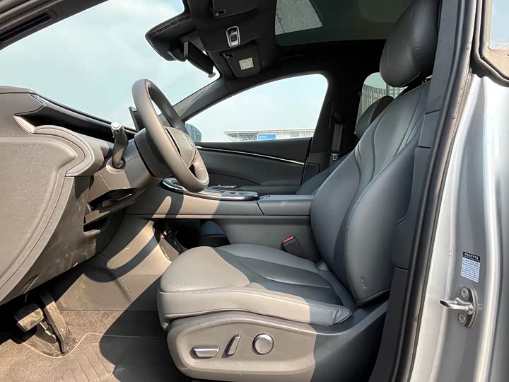 Фото 9 - XPeng G7