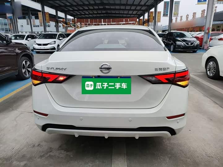 Фото 6 - Nissan Sylphy