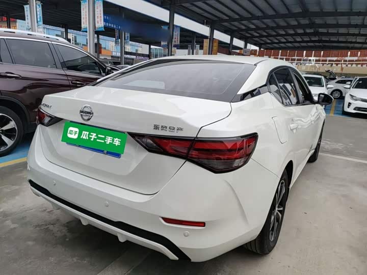 Фото 7 - Nissan Sylphy