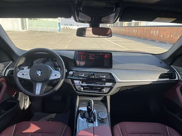 Фото 5 - BMW 5 Series