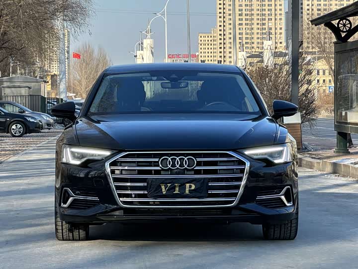 Фото 2 - Audi A6L