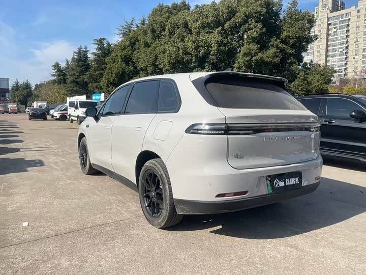 Фото 6 - Leapmotor C10