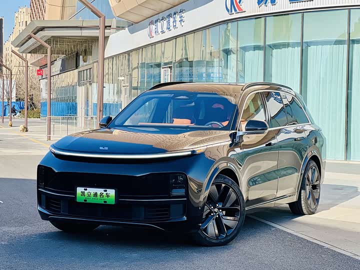 Фото 1 - LiXiang L8