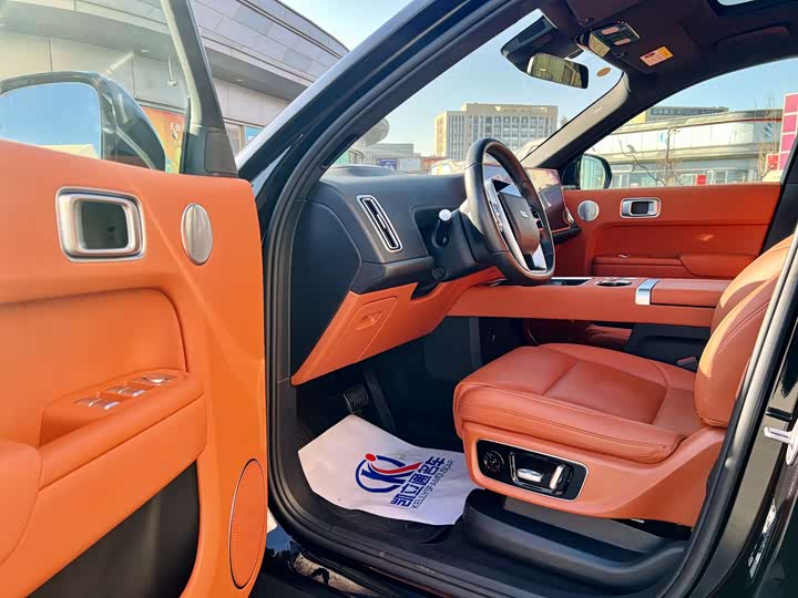 Фото 8 - LiXiang L8