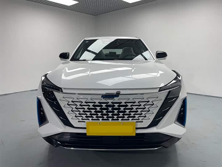 Фото 2 - Changan Oshan Z6 Hybrid