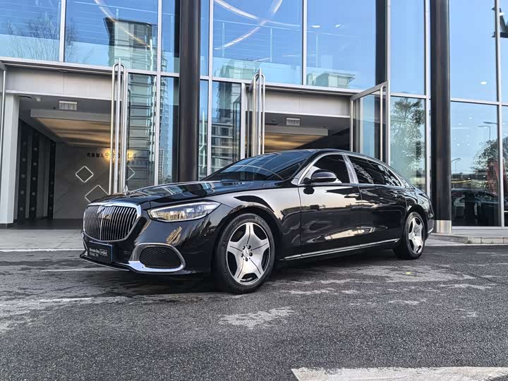 Фото 1 - Mercedes-Benz Maybach S-Class